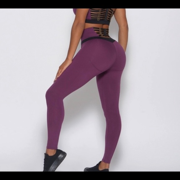 Bombshell Divine Leggings - Picture 1 of 12